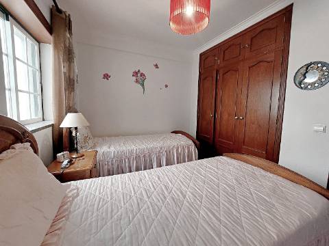 Apartamento T3 duplex na primeira linha Rio