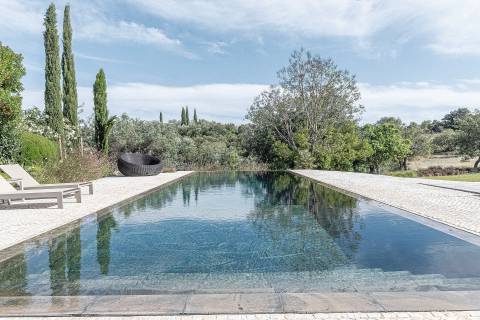 Quinta com 7,6 hectares e moradia V5 para venda em Santo Estevão, Tavira