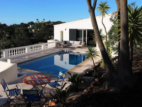 Moradia V3 Isolada perto de Vilamoura