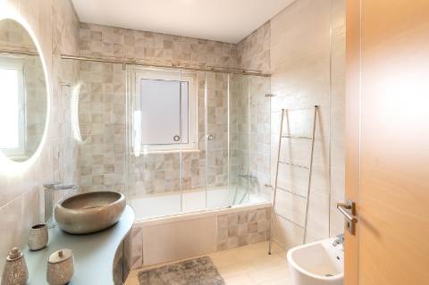 Magnífica moradia de luxo com 4 quartos