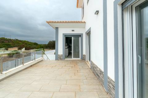 Magnífica moradia de luxo com 4 quartos