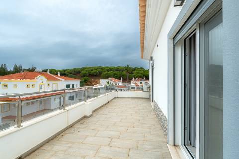 Magnífica moradia de luxo com 4 quartos