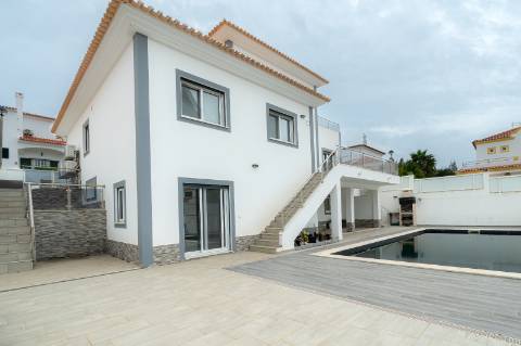 Magnífica moradia de luxo com 4 quartos