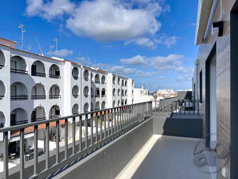 Penthouse T2 com Vista Rio e Amplas Varandas