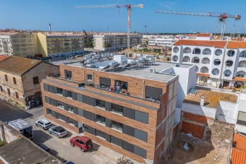 Penthouse T2 com Vista Rio e Amplas Varandas