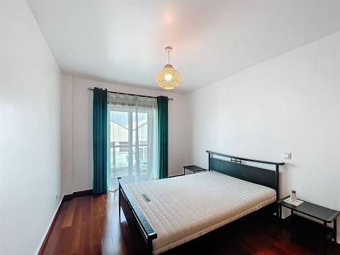 T3 com estacionamento