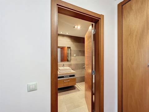 T3 com estacionamento