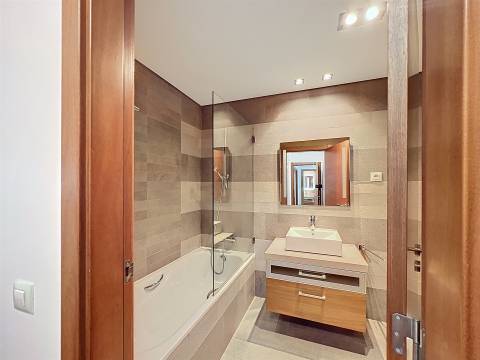 T3 com estacionamento