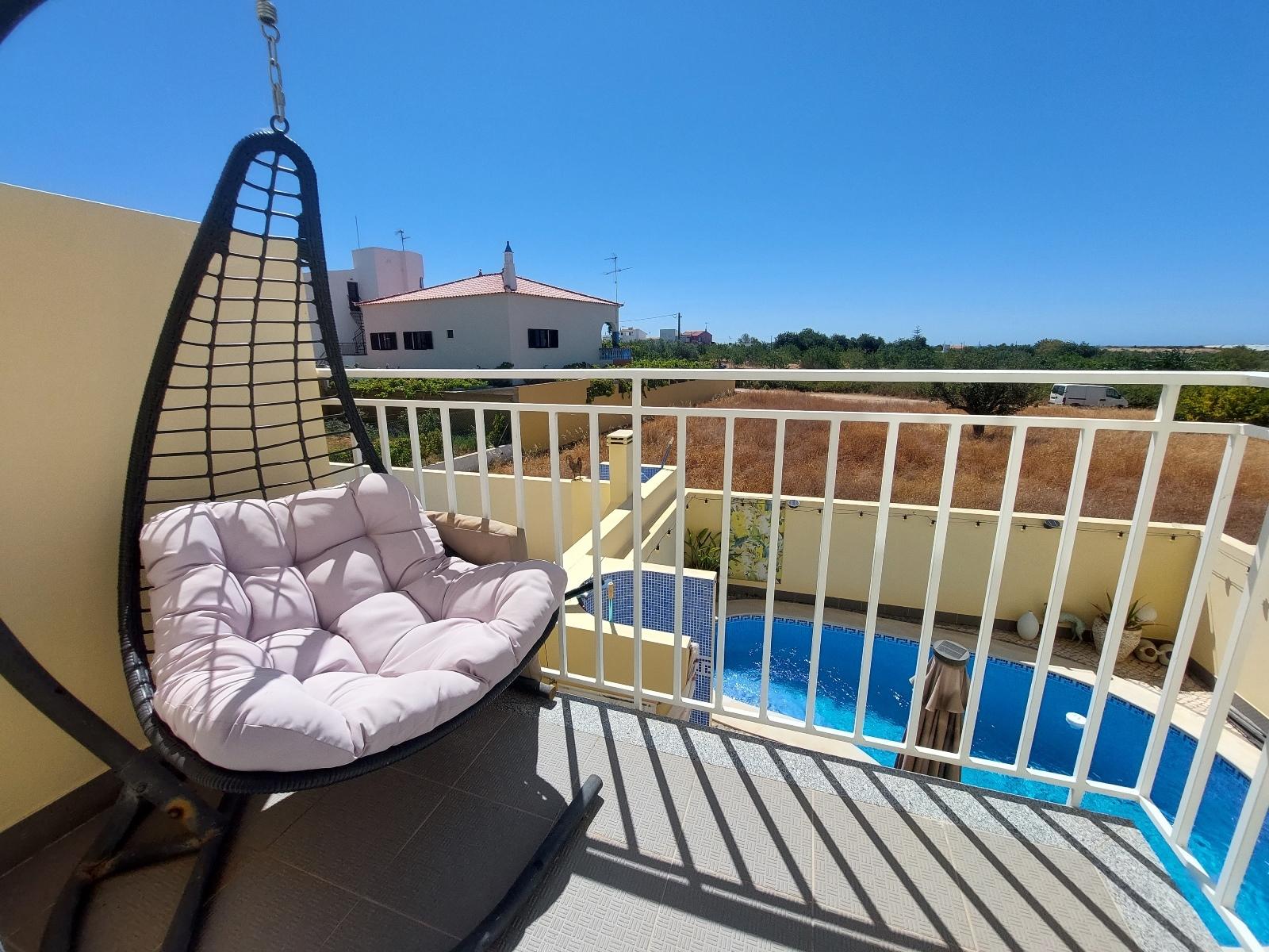 Moradia T3 para venda com piscina