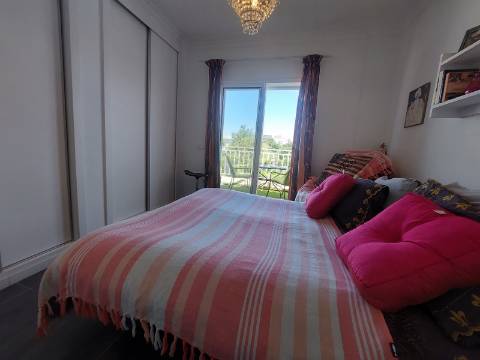 Moradia T3 para venda com piscina