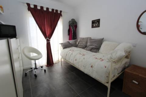 Moradia T3 para venda com piscina