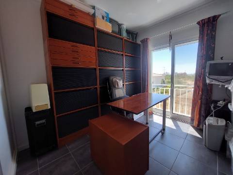 Moradia T3 para venda com piscina