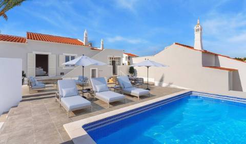 Moradia Térrea T5 com Piscina