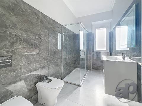 Moradia Térrea T5 com Piscina