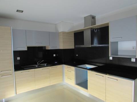 Moradia em Banda T3 Venda em Seixas,Caminha