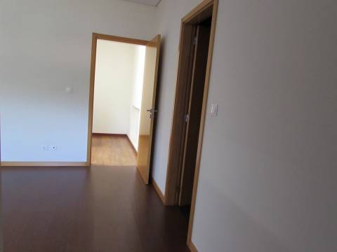 Moradia em Banda T3 Venda em Seixas,Caminha