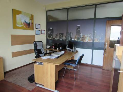 Sociedade/Empresa  Venda em Arnoso (Santa Maria e Santa Eulália) e Sezures,Vila Nova de Famalicão