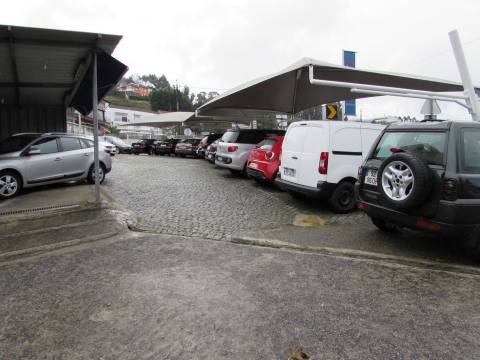 Sociedade/Empresa  Venda em Arnoso (Santa Maria e Santa Eulália) e Sezures,Vila Nova de Famalicão