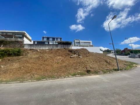 Lote de Terreno  Venda em Lomar e Arcos,Braga