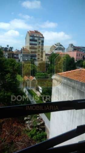 Prédio com Projeto Aprovado para Construção de Apartamentos – Casa da Música, Boavista, Porto