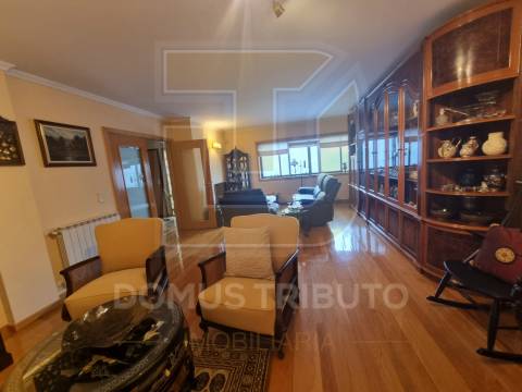 Moradia V4 com 2 frentes junto ao City Golf, Senhora da Hora