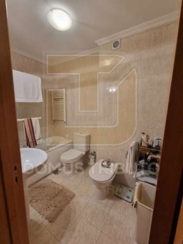 Moradia V4 com 2 frentes junto ao City Golf, Senhora da Hora