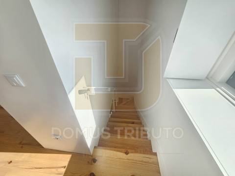 Apartamento T1 Duplex de Luxo – Mercado de Matosinhos, Nova Oportunidade de Vida Exclusiva