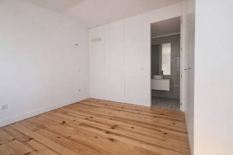 Apartamento T1 Duplex de Luxo – Mercado de Matosinhos, Nova Oportunidade de Vida Exclusiva