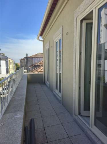 Apartamento Novo com Charme e Rentabilidade Garantida – Rua 9 de Julho, Boavista (Cedofeita)