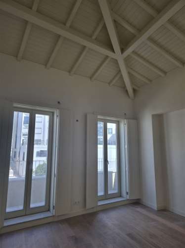 Apartamento Novo com Charme e Rentabilidade Garantida – Rua 9 de Julho, Boavista (Cedofeita)