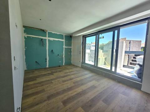 Apartamento T1 com Terraço – Nova Construção, a 40m do Rio Douro, Lordelo do Ouro, Porto