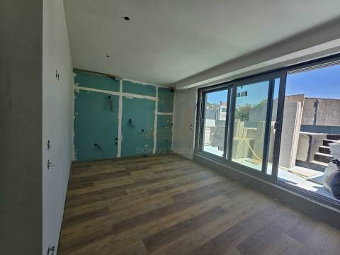 Apartamento T1 com Terraço – Nova Construção, a 40m do Rio Douro, Lordelo do Ouro, Porto