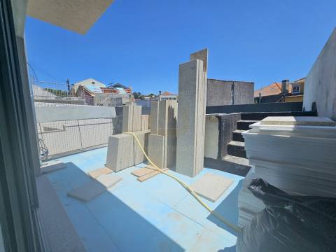 Apartamento T1 com Terraço – Nova Construção, a 40m do Rio Douro, Lordelo do Ouro, Porto