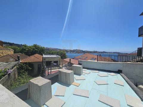 Apartamento T1 com Terraço – Nova Construção, a 40m do Rio Douro, Lordelo do Ouro, Porto