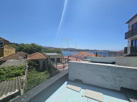 Apartamento T1 com Terraço – Nova Construção, a 40m do Rio Douro, Lordelo do Ouro, Porto