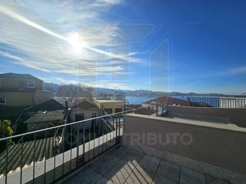 Apartamento T1 com Terraço –  a 40m do Rio Douro, Lordelo do Ouro, Porto