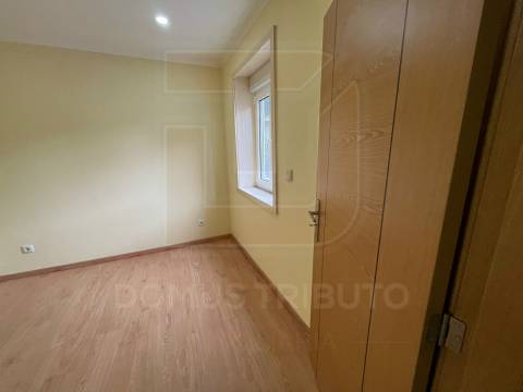 Moradia V2, Totalmente Remodelada e Reabilitada, Campanhã