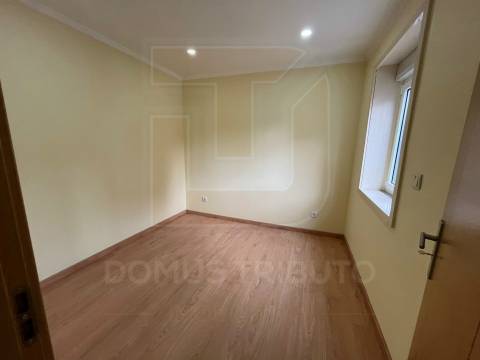 Moradia V2, Totalmente Remodelada e Reabilitada, Campanhã