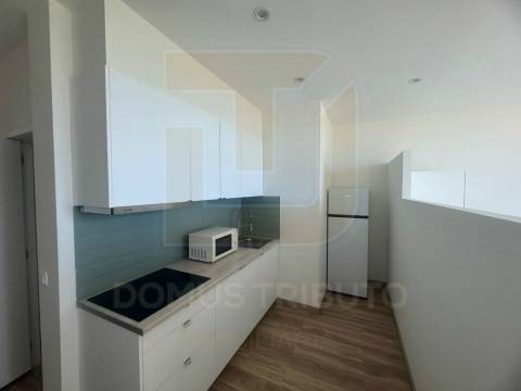 Estúdio T0 Mobilado e Equipado, no Centro de Matosinhos