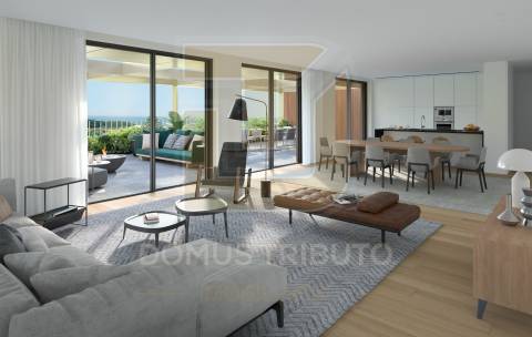 Apartamento T3 em Construção,  varanda lugar de garagem e arrumos,  à Marina de Vila Nova de Gaia