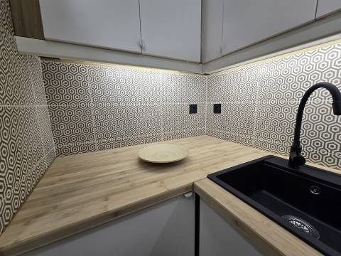 Apartamento/Escritório Remodelado Próximo ao Polo Universitário e Hospital São João