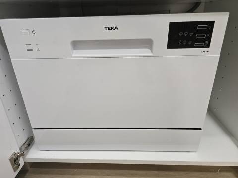 Apartamento/Escritório Remodelado Próximo ao Polo Universitário e Hospital São João