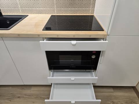 Apartamento/Escritório Remodelado Próximo ao Polo Universitário e Hospital São João