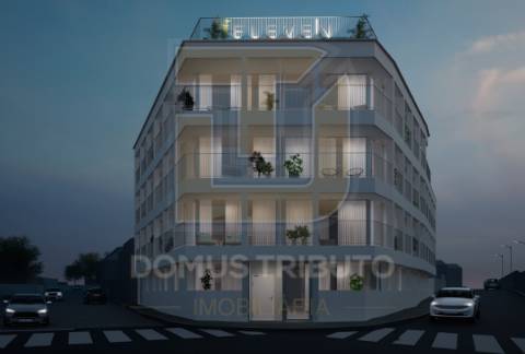 Apartamento T3 em construção, com Box dupla junto ao Colégio Efanor, Matosinhos