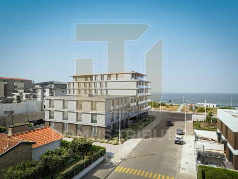 Apartamento T2, 3 Frentes, de Luxo na Primeira Linha de Mar, Vila do Conde