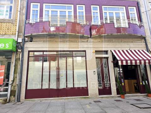 Loja com 3 Pisos no Coração de Matosinhos - Zona Histórica e Comercial