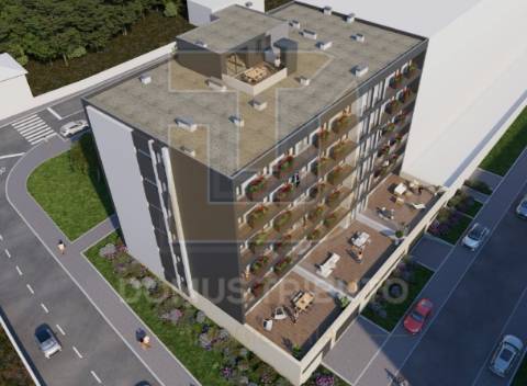 Apartamento T1+1 com Varanda e Lugar de Garagem, Águas Santas, Maia