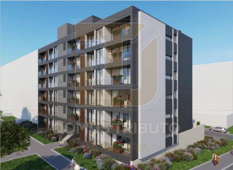 Apartamento T1+1 com Varanda e Lugar de Garagem, Águas Santas, Maia