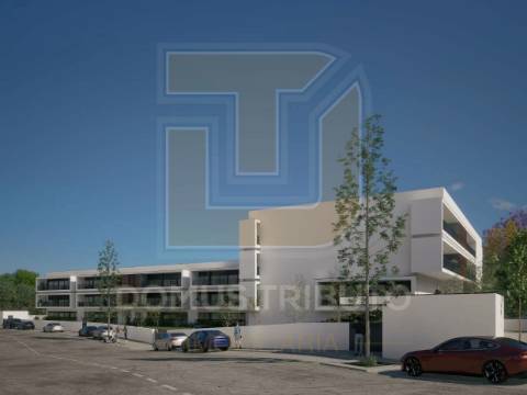 Apartamento T2 em Construção, com Varanda e Garagem num Condomínio Fechado com Piscina, Gondomar