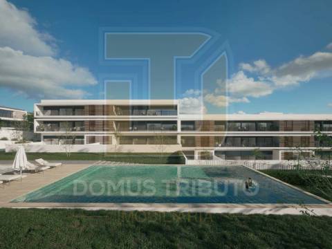 Apartamento T2 em Construção, com Varanda e Garagem num Condomínio Fechado com Piscina, Gondomar
